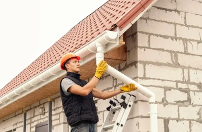 Pose et remplacement de gouttières à Brasseuse